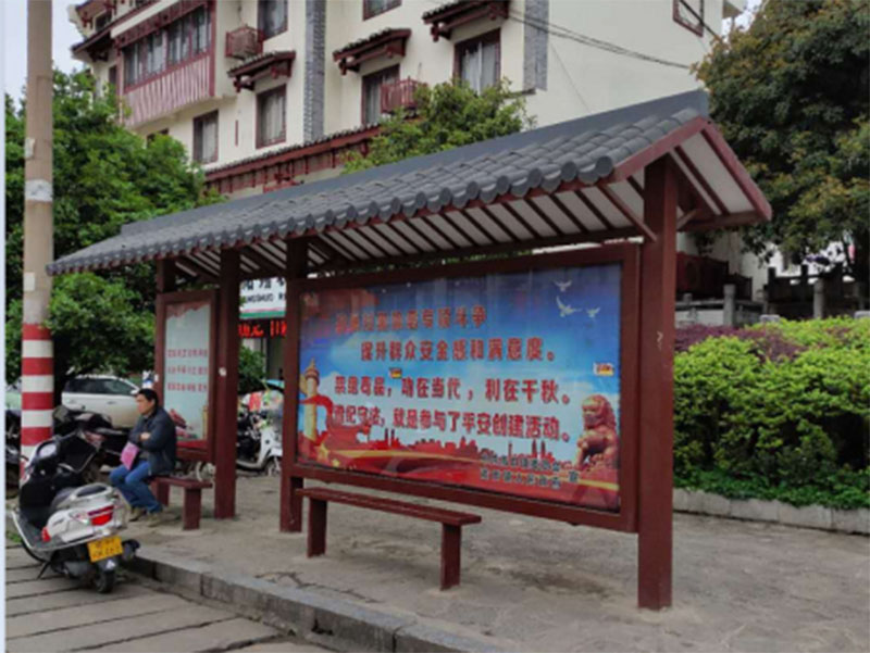 河南永城8米仿古候车亭安装完成  2019年5月